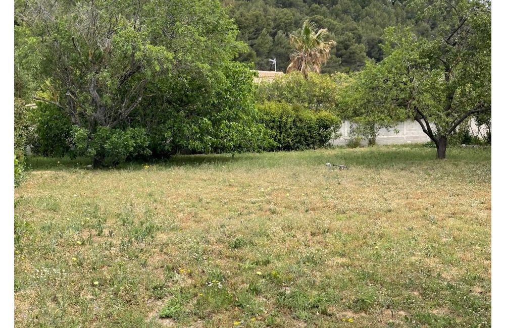 Vente terrain CUGES-LES-PINS Bouches-du-Rhône