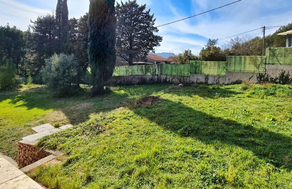 Vente terrain + maison AUBAGNE Bouches-du-Rhône