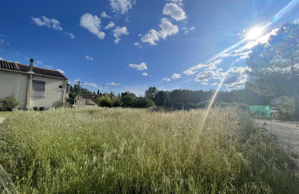 Vente terrain + maison MEYREUIL Bouches-du-Rhône