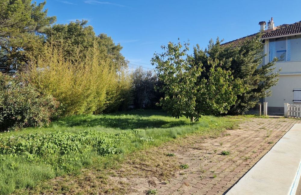 Vente terrain + maison GARDANNE Bouches-du-Rhône