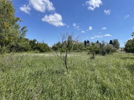 Vente terrain SENAS Bouches-du-Rhône