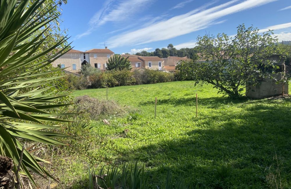 Vente terrain + maison AUBAGNE Bouches-du-Rhône